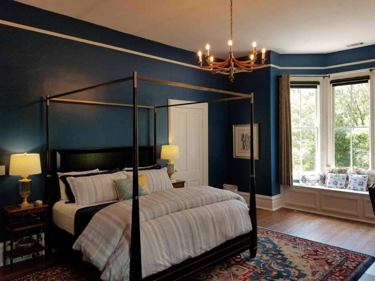 Thomas Weihs Haus Bed and Breakfast Savannah Eksteriør billede