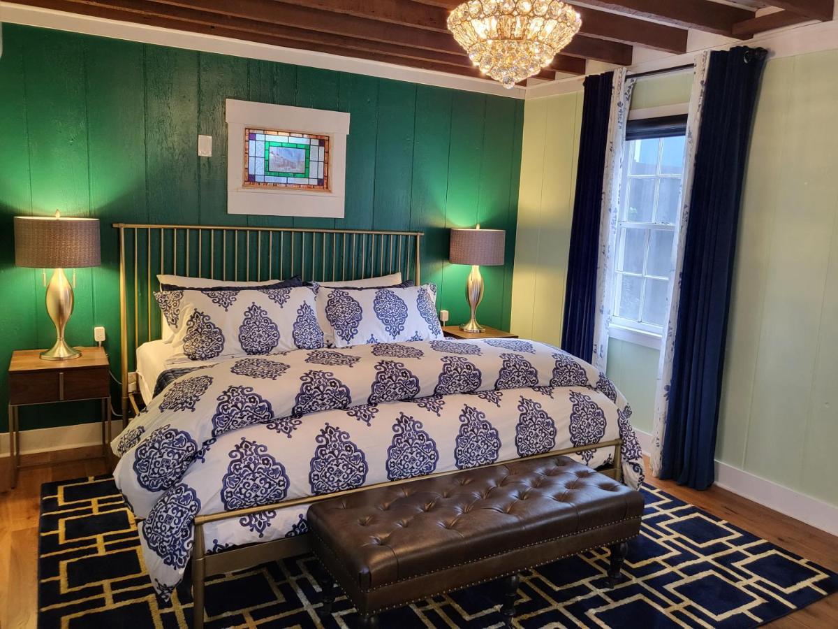 Thomas Weihs Haus Bed and Breakfast Savannah Eksteriør billede